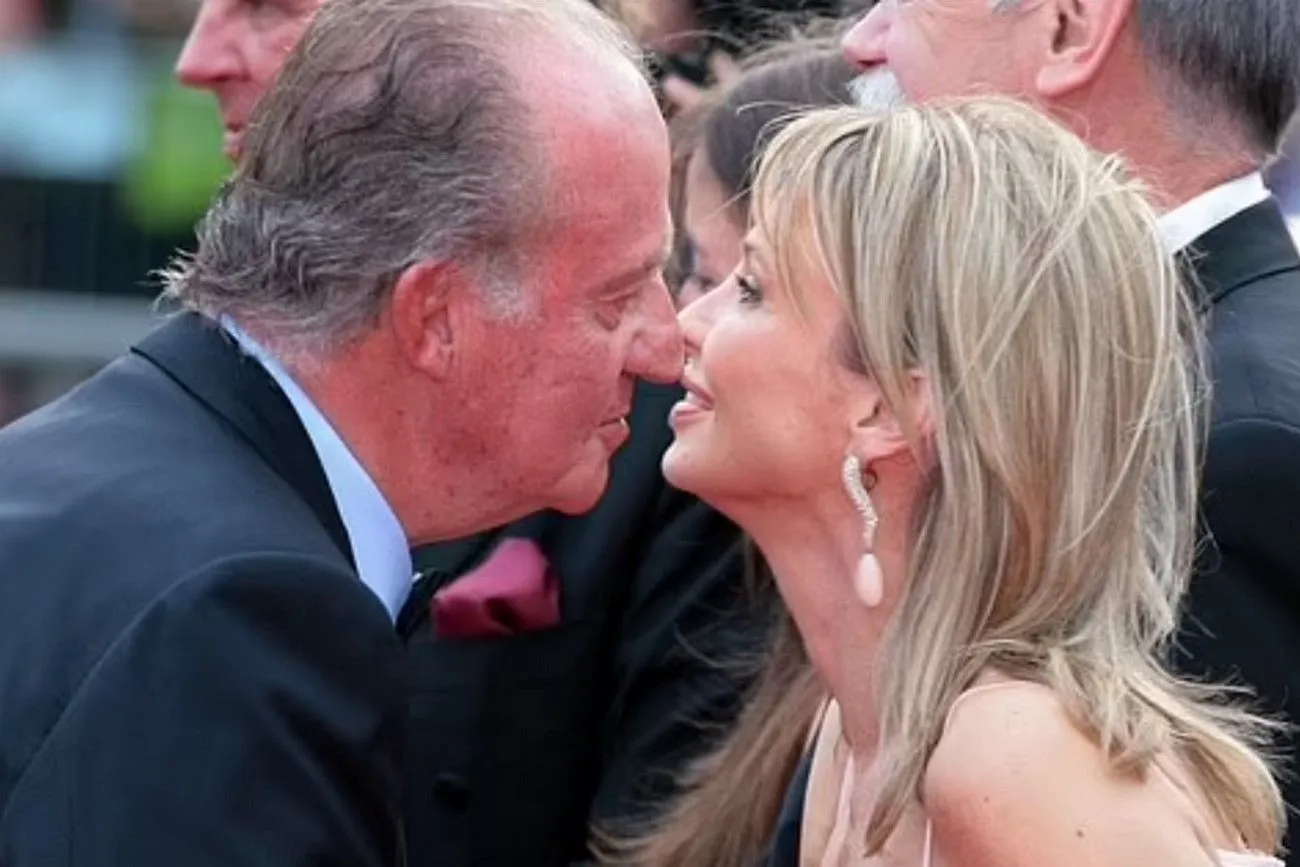 11. King Juan Carlos I of Spain and Corinna Larsen.jpg?format=webp
