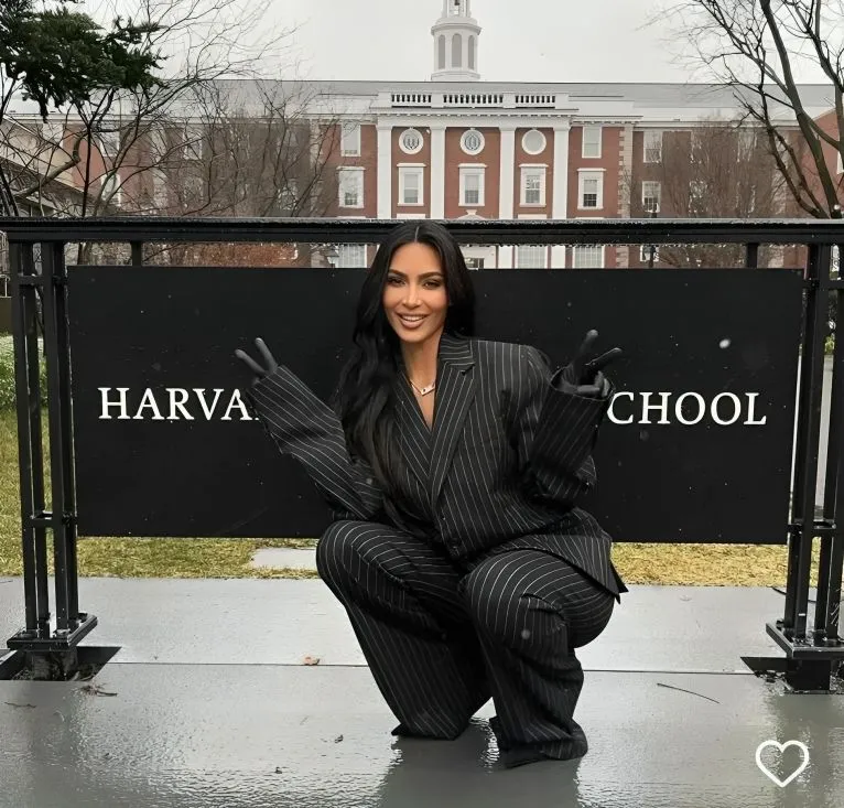 3 (9).jpg?format=webp