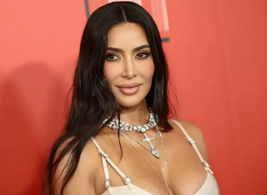 48 (2).jpg?format=webp