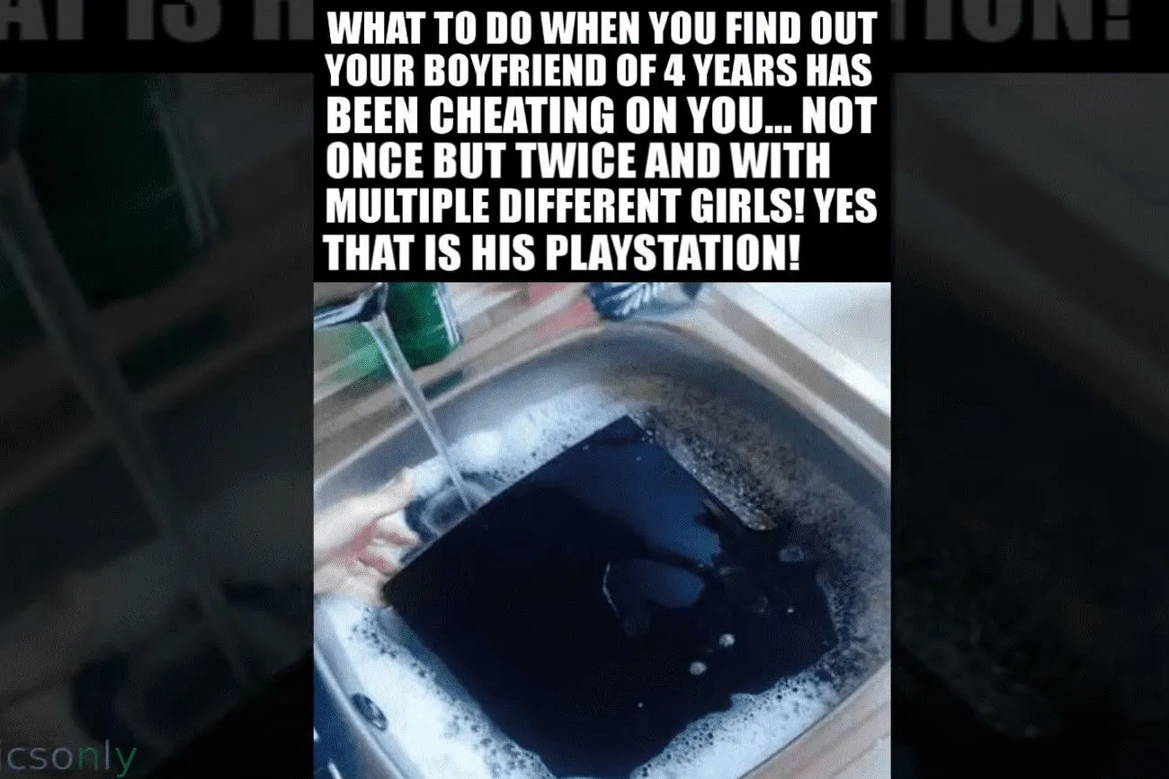 This PlayStation died along with the feelings of this girl.jpg?format=webp
